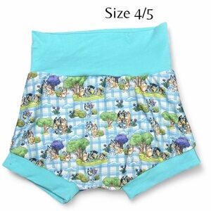 Custom made shorts-NEW- Bluey print